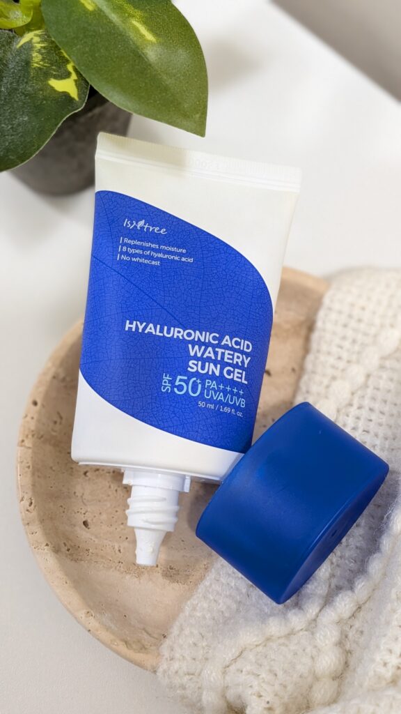 korean skincare . k-beauty. isntree hyaluronic acid watery sun gel